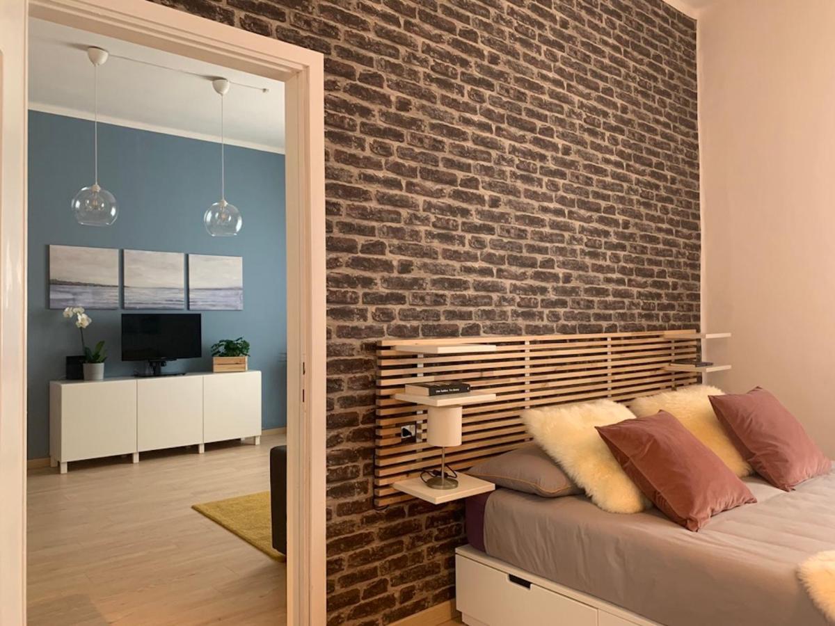Camozzi Central Apartment Bergamo Exterior photo