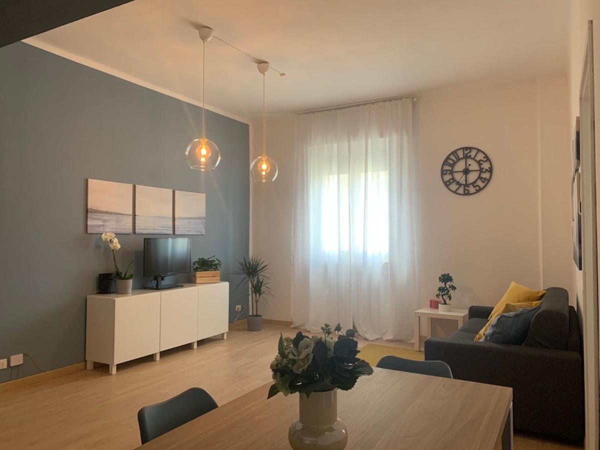 Camozzi Central Apartment Bergamo Exterior photo