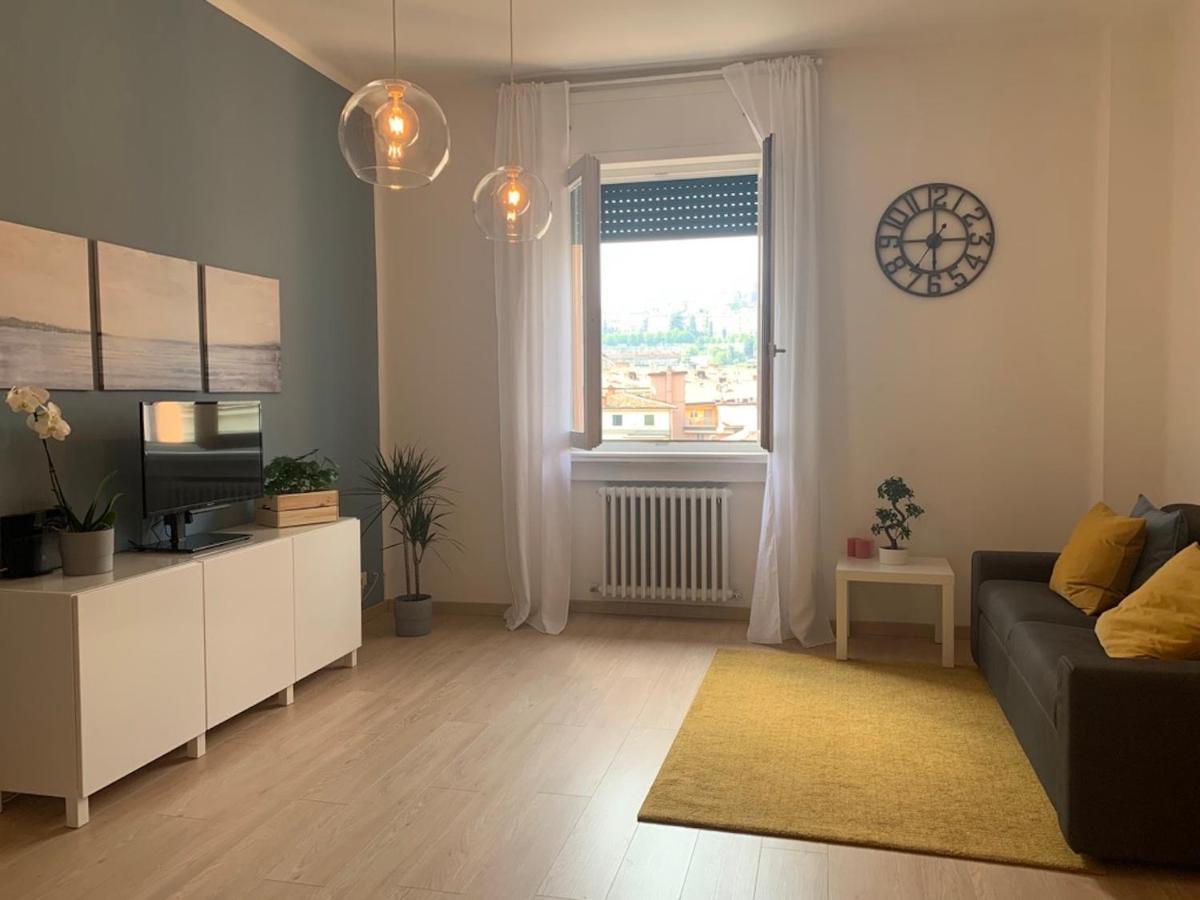 Camozzi Central Apartment Bergamo Exterior photo